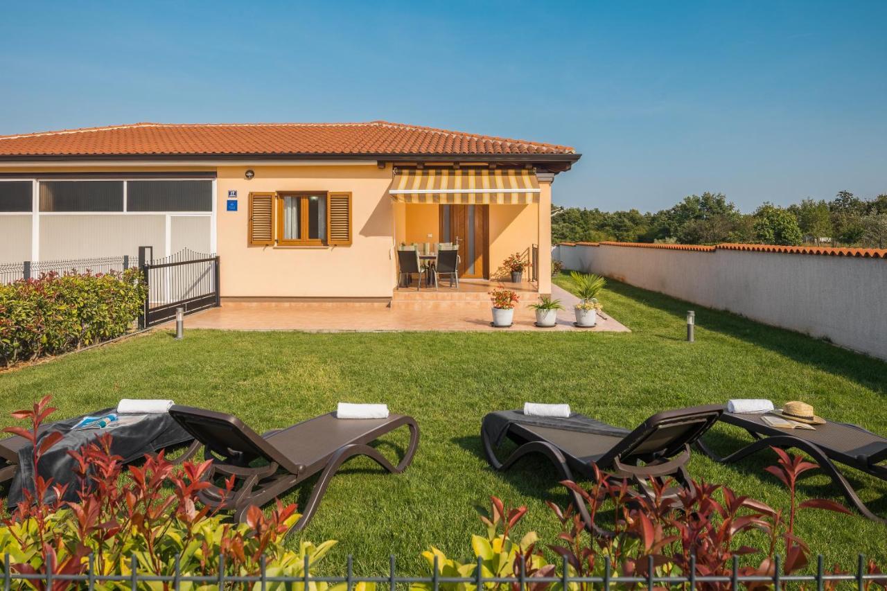 Villa Gracia Sveti Lovreč Pazenatički Exterior foto