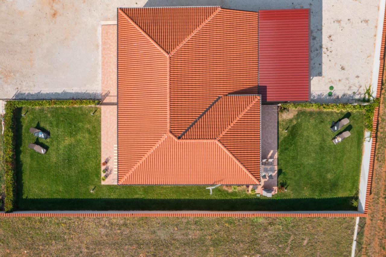 Villa Gracia Sveti Lovreč Pazenatički Exterior foto