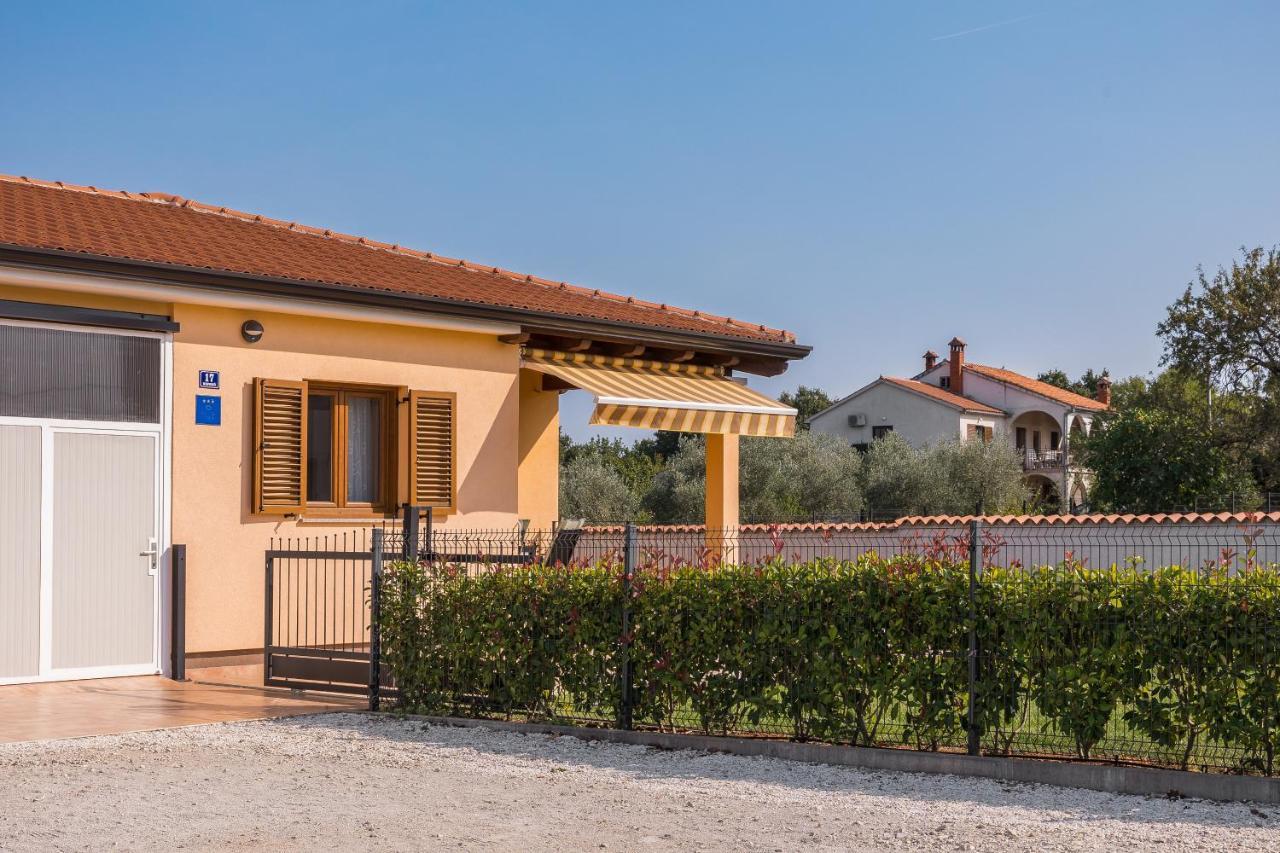 Villa Gracia Sveti Lovreč Pazenatički Exterior foto